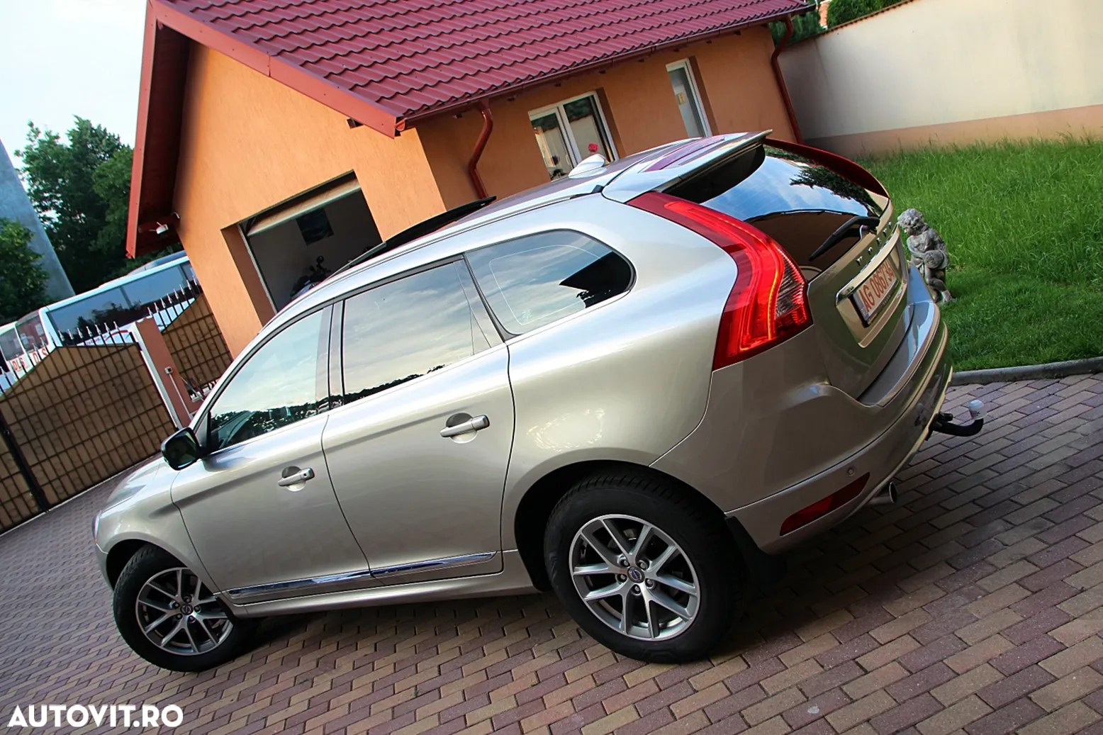 Volvo XC 60 D4 Geartronic Summum - 6