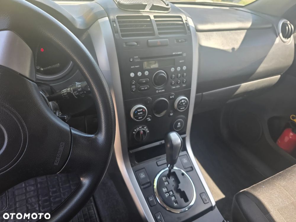 Suzuki Grand Vitara - 6