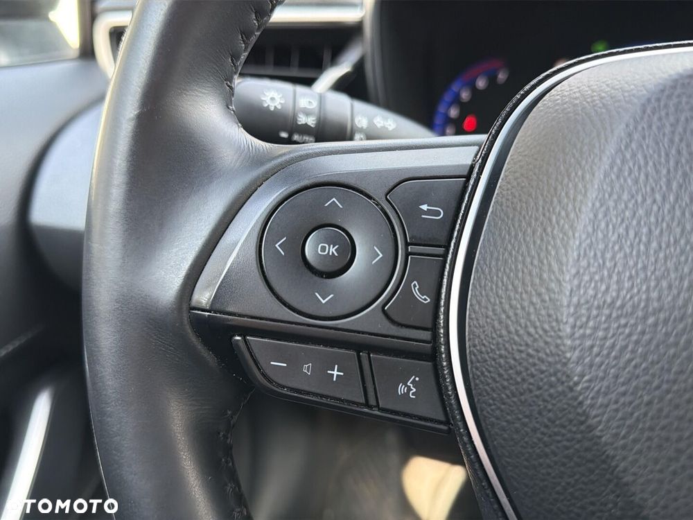 Toyota Corolla 1.8 Hybrid Comfort - 22