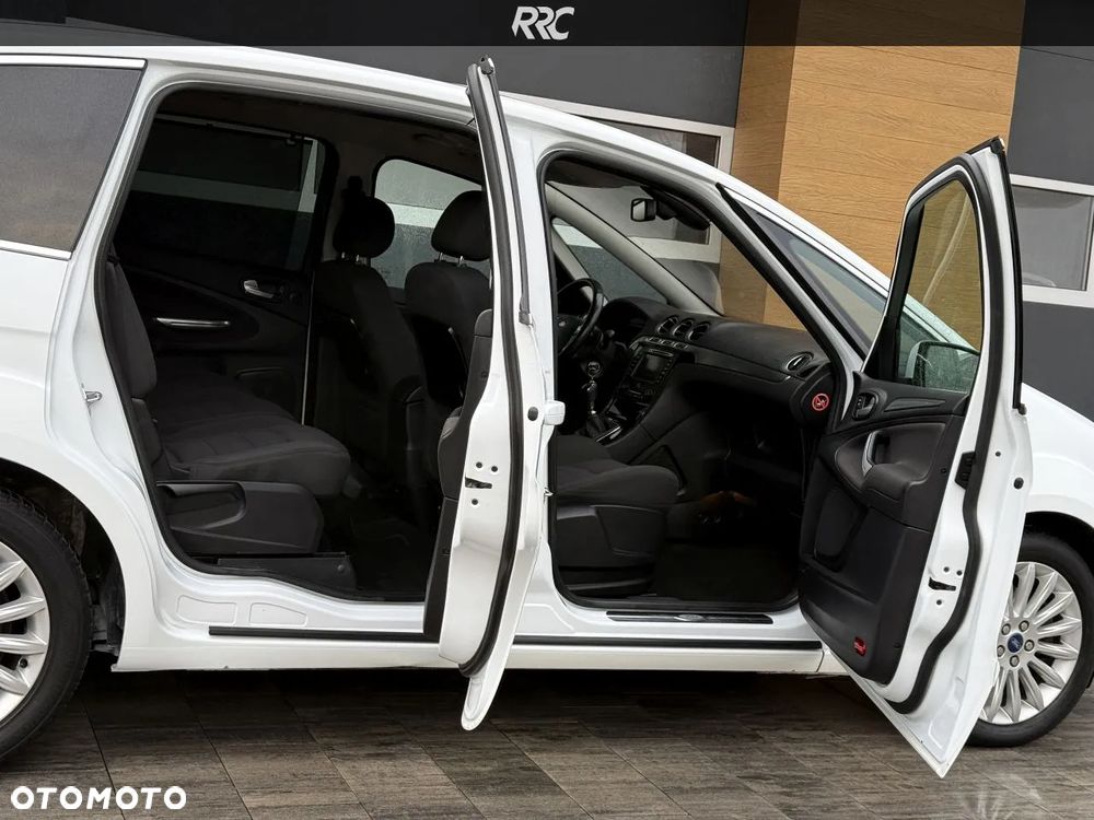 Ford S-Max 2.0 TDCi DPF Titanium - 17