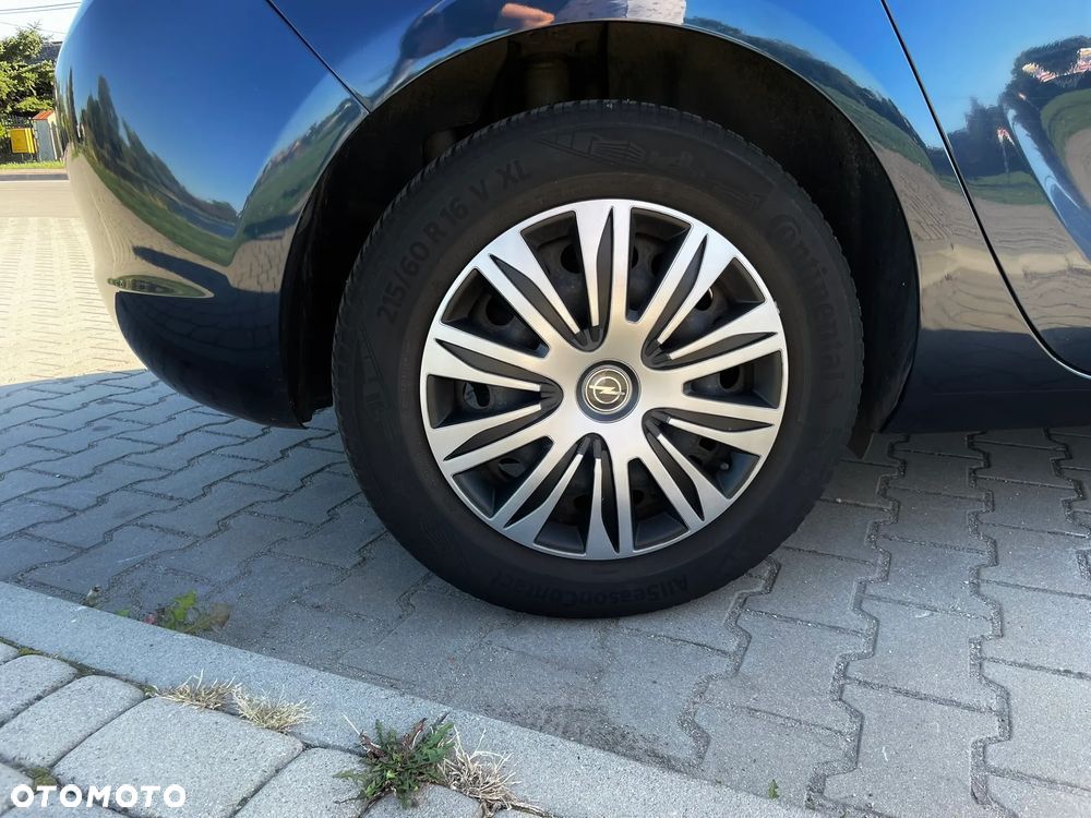 Opel Astra IV 1.4 T Sport - 11