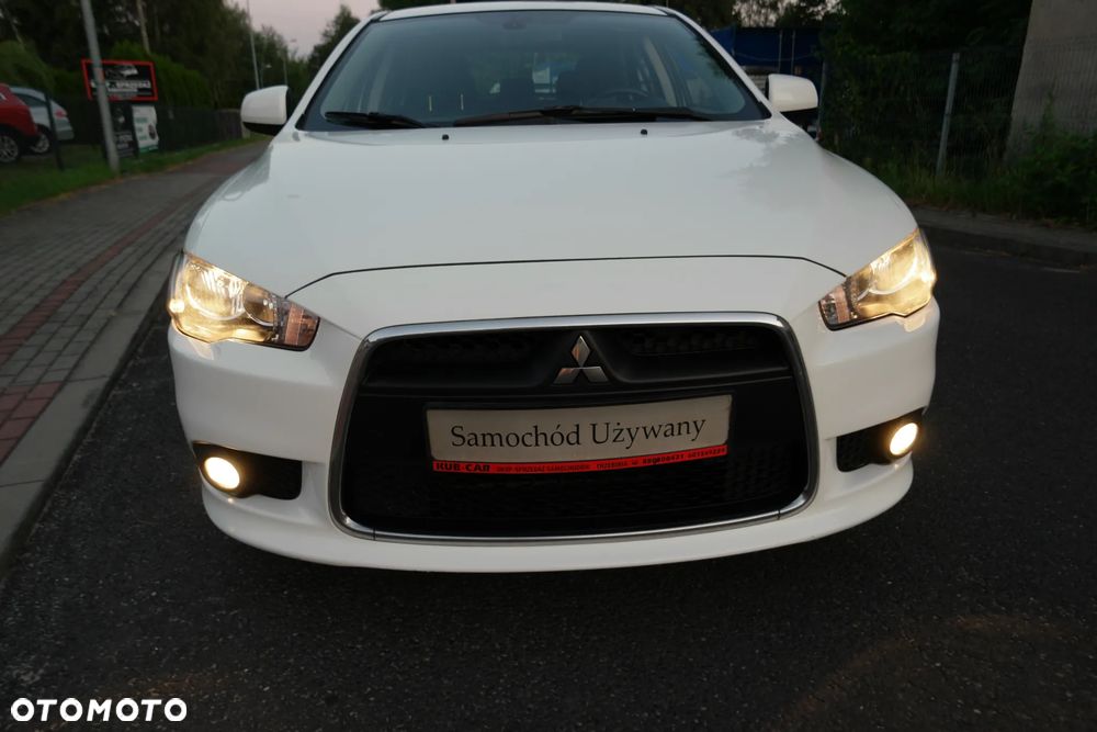 Mitsubishi Lancer - 32