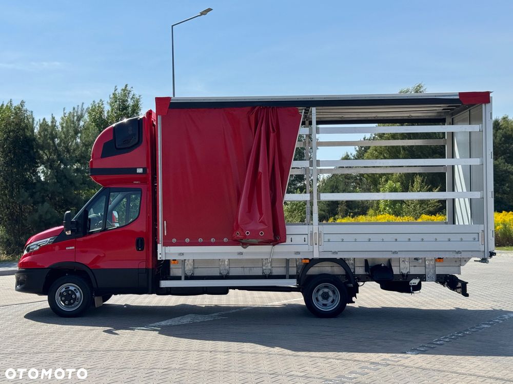 Iveco Daily 2022r‼️50C18‼️3.0 Plandeka 12 Palet 2x Firanka‼️Wysokość rampowa Full LED na bliźniaku Salon Polska Poduszki Pneumatyczne 5,12x2,5x2,35 z tyłu drzwi Spojkar 3.5T - 10