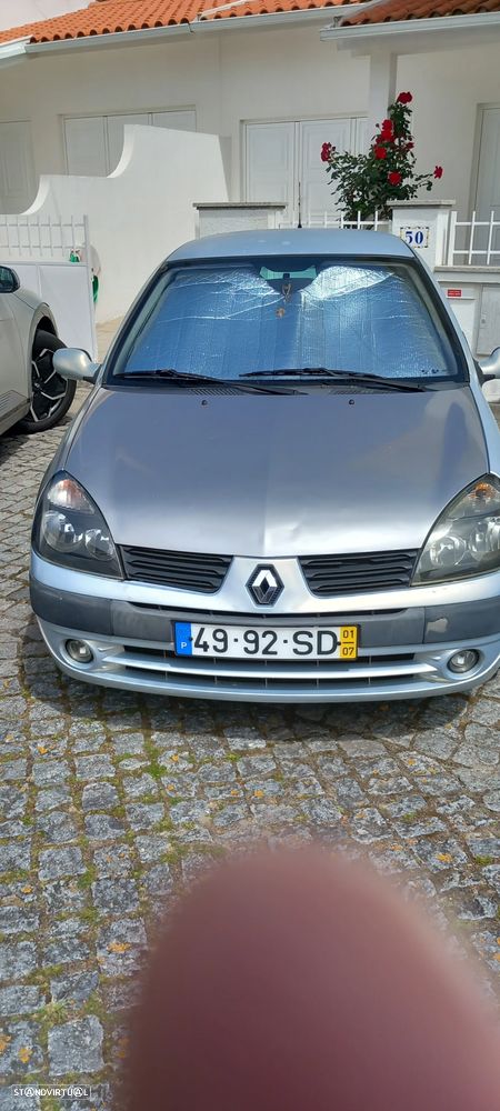 Renault Clio 1.2 16V Dynamique - 1