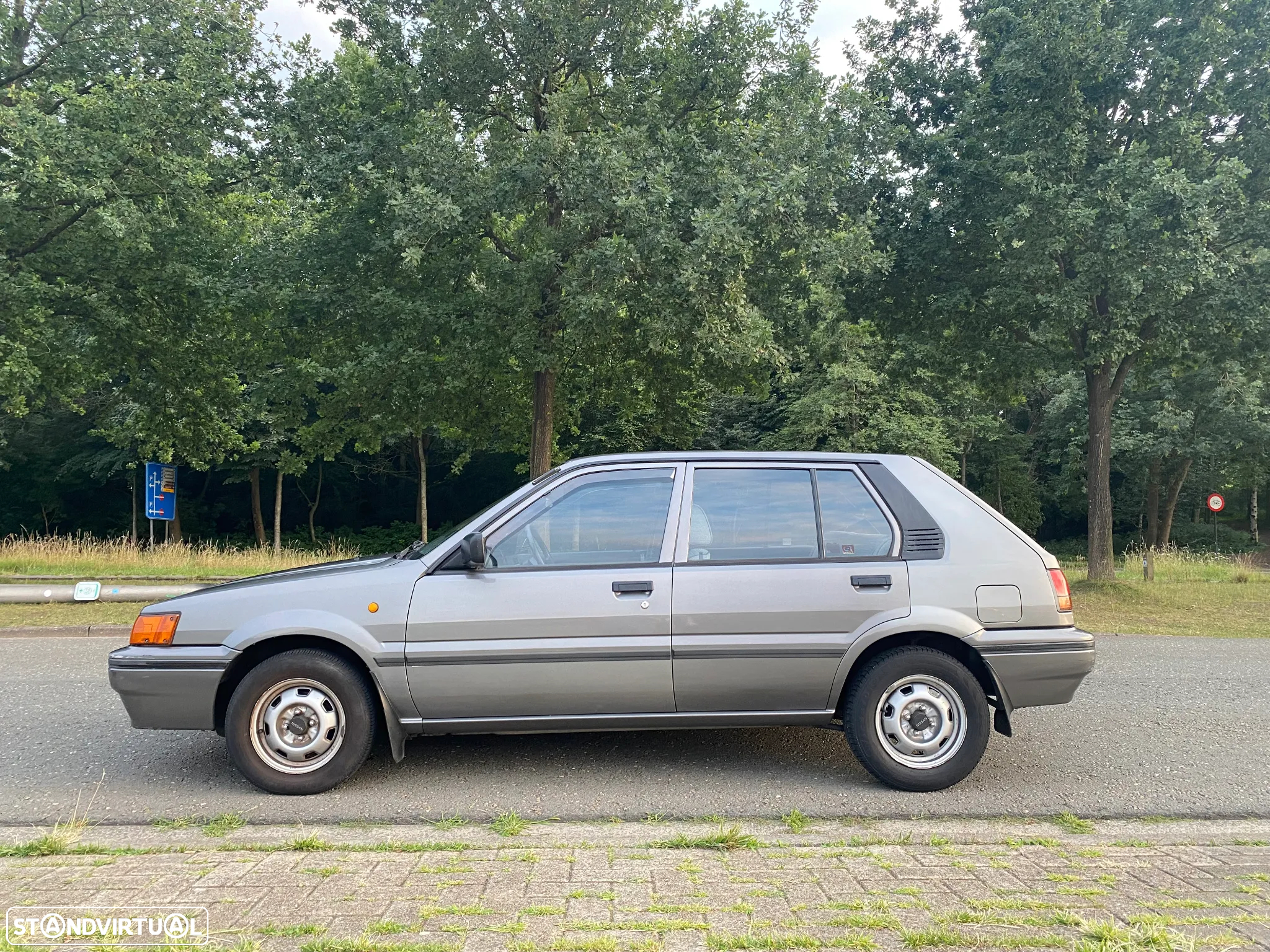 Nissan Sunny Hatchback 1.4 SLX - 3