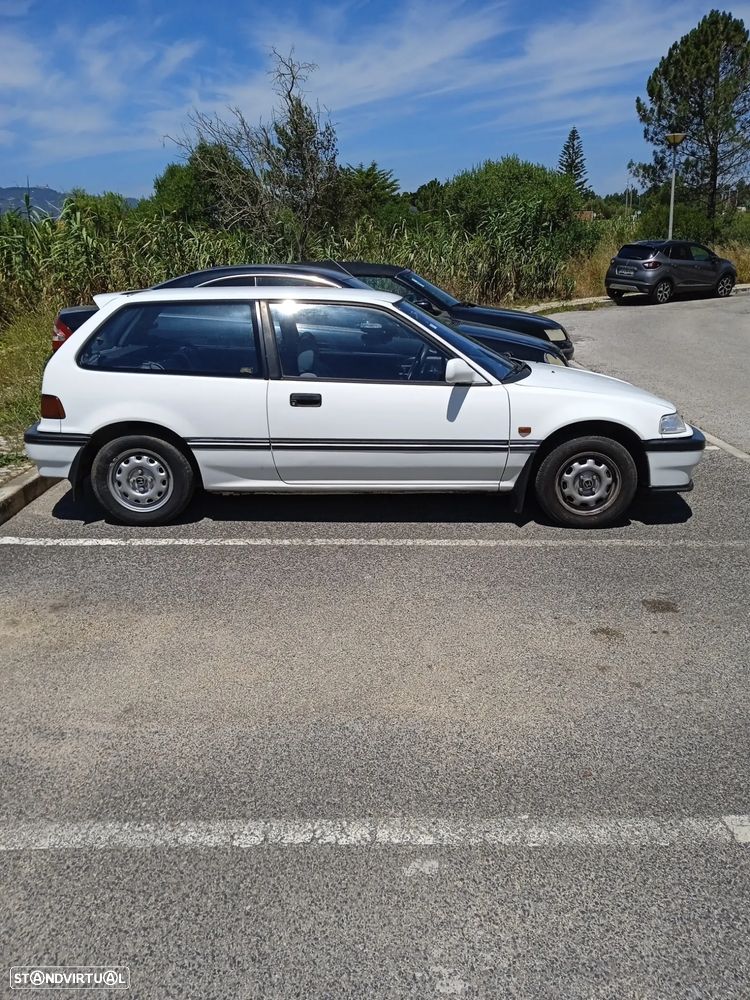 Honda Civic 1.4 GL - 10