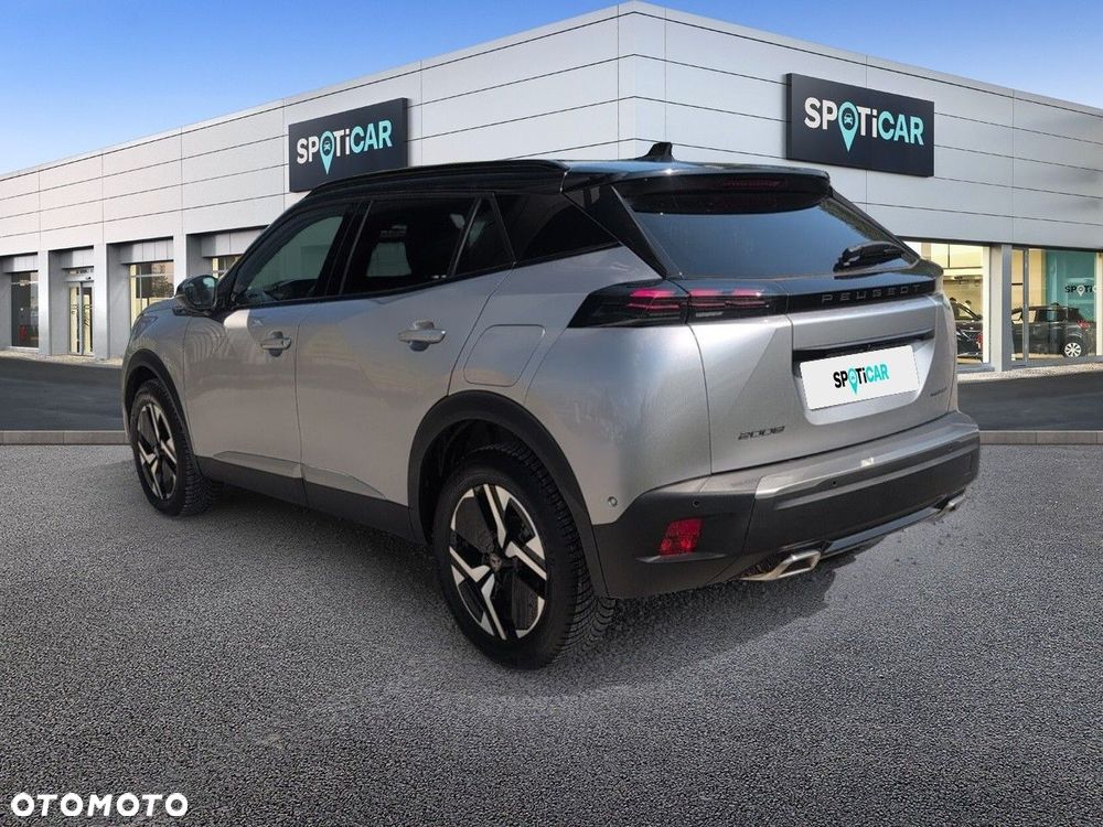 Peugeot 2008 - 9