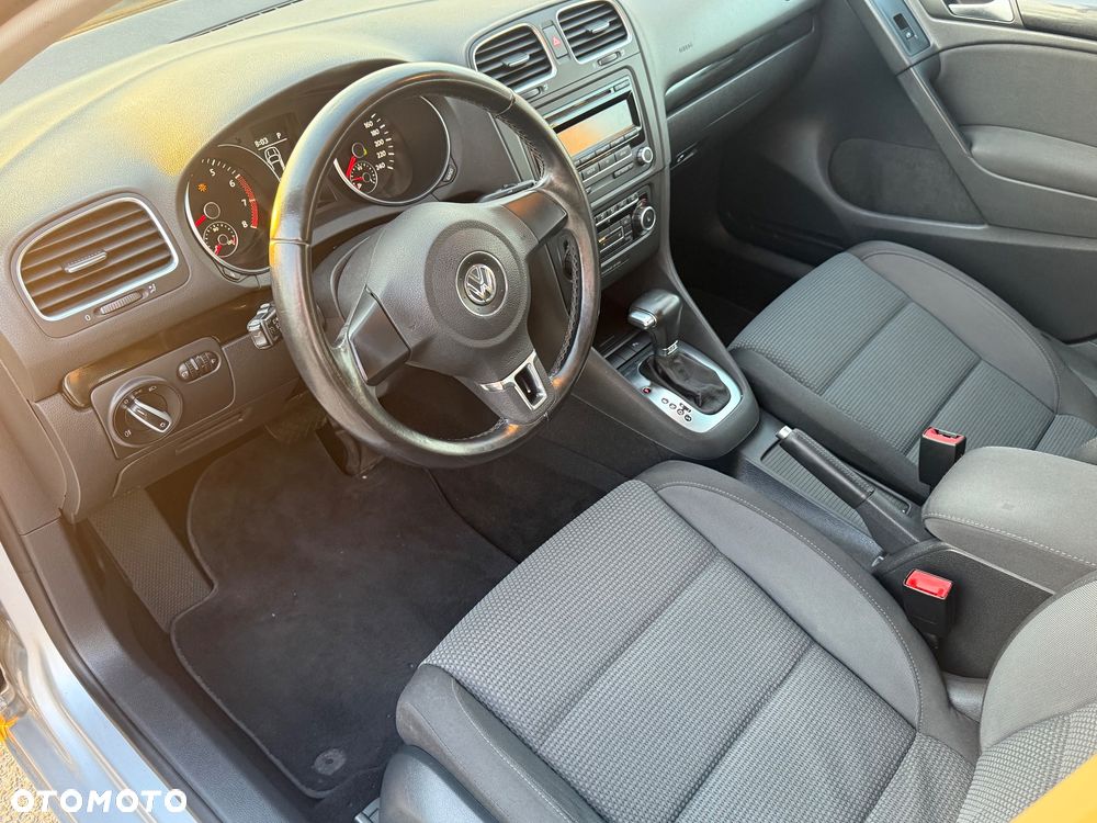 Volkswagen Golf - 17