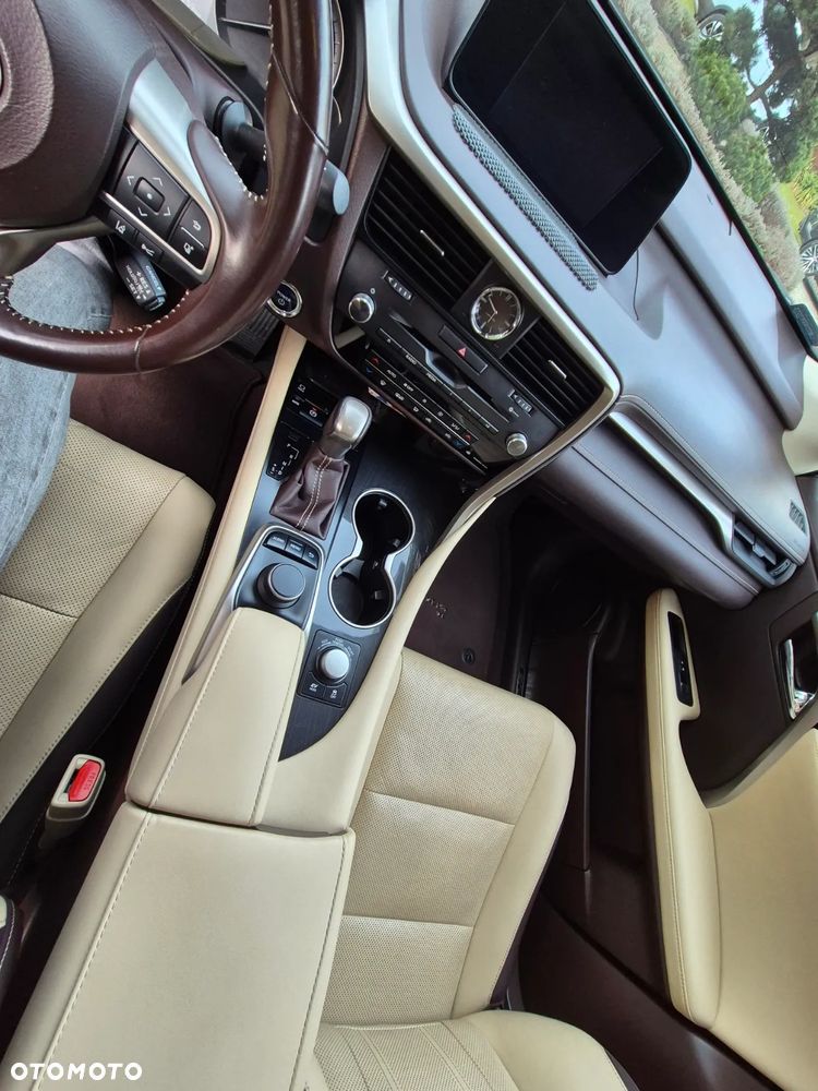 Lexus RX 450h F Impression - 26