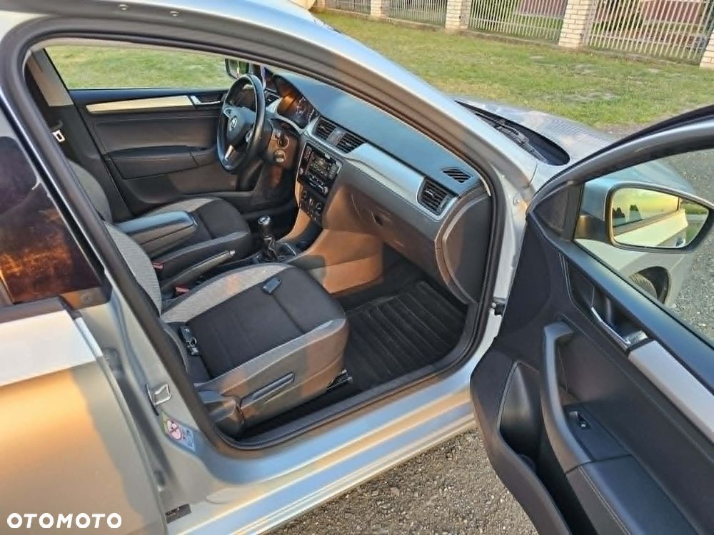 Skoda RAPID 1.0 TSI Ambition - 15