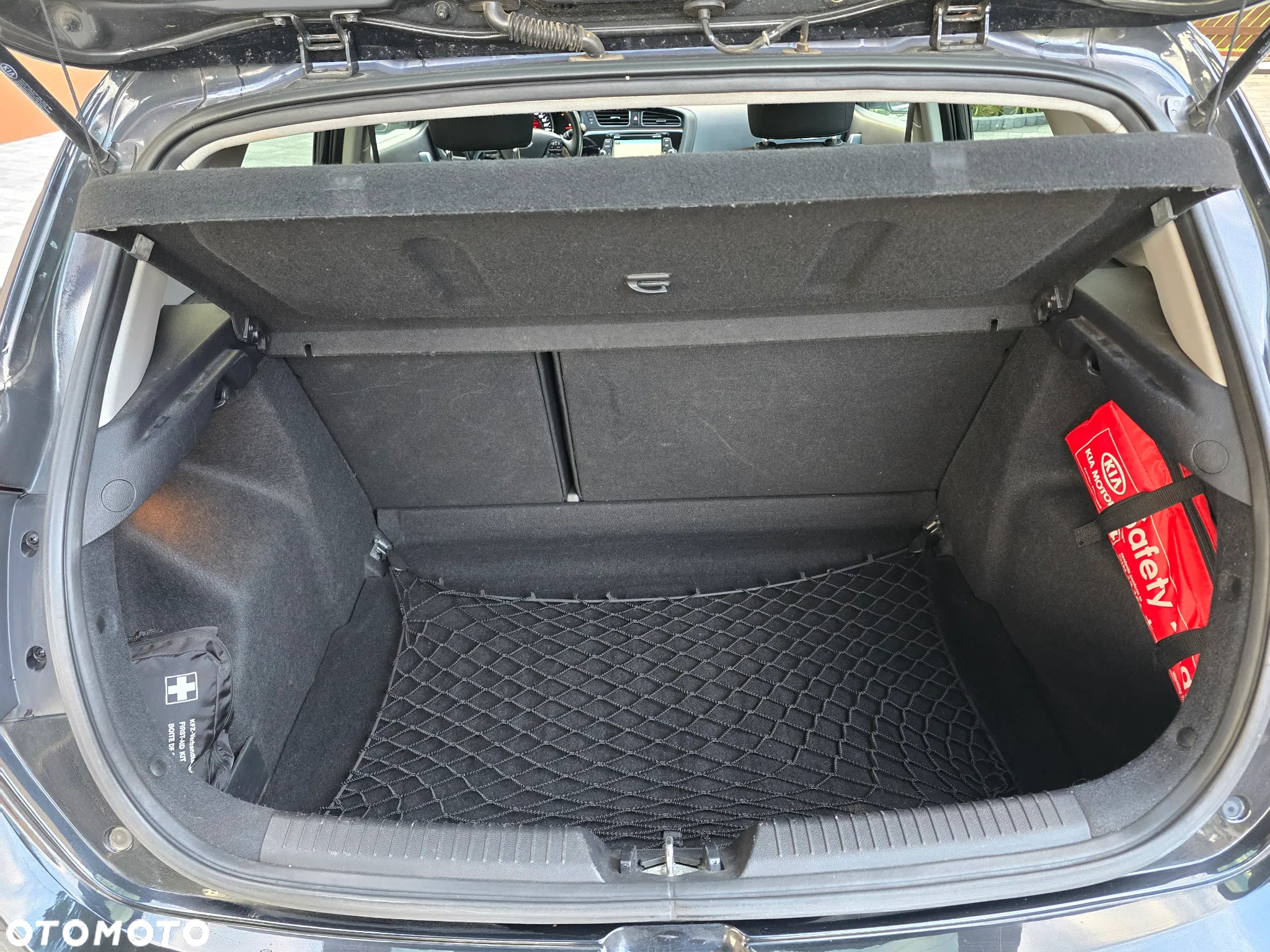 Kia Ceed 1.6 CRDi 128 Platinum Edition - 38