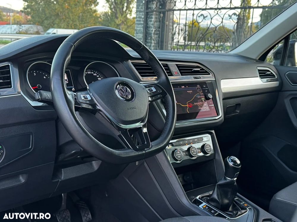Volkswagen Tiguan 1.6 TDI SCR Comfortline - 9
