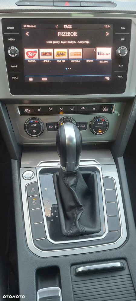 Volkswagen Passat 2.0 TDI 4Mot Elegance DSG - 8