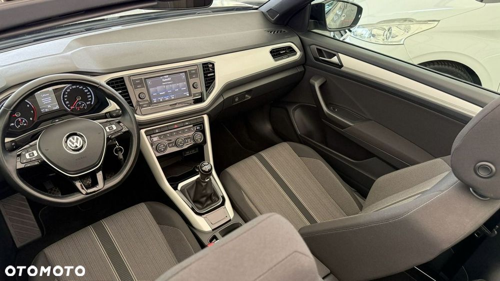 Volkswagen T-Roc - 37