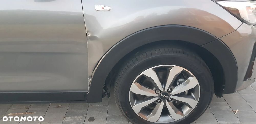 Kia Stonic 1.0 T-GDI 100 OPF DCT7 Vision - 36