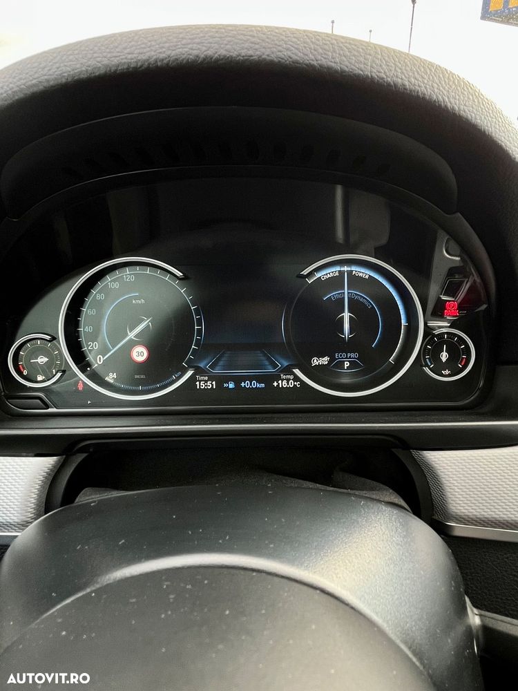 BMW Seria 5 530d Sport-Aut. - 11