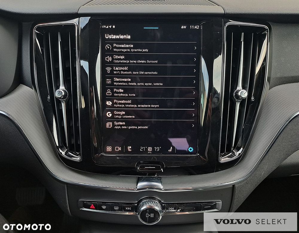 Volvo XC 60 - 21
