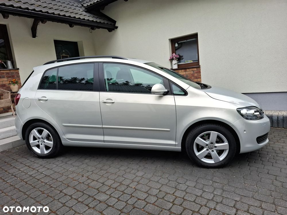 Volkswagen Golf Plus 1.2 TSI DSG Comfortline - 24