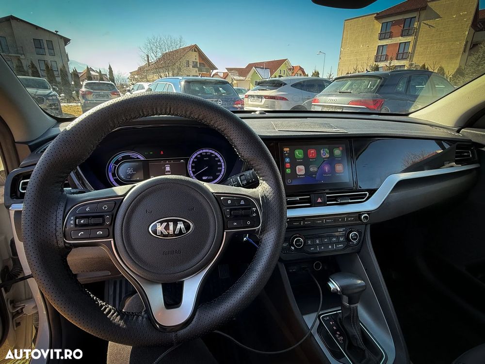 Kia Niro 1.6 GDI HEV 2WD OPF Aut. Edition 7 - 9