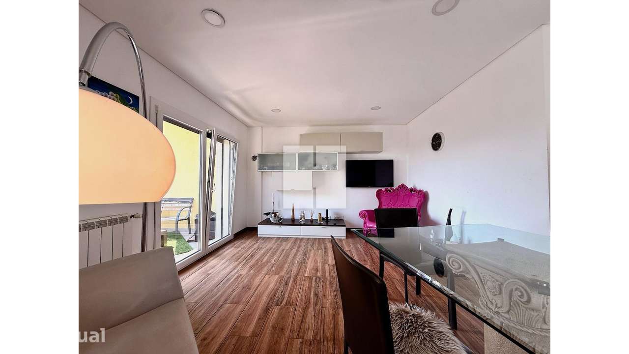 Apartamento T3 c/ Garagem Dupla - Grande imagem: 5/42
