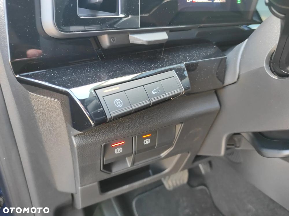 Renault Austral 1.3 TCe mHEV Techno - 24
