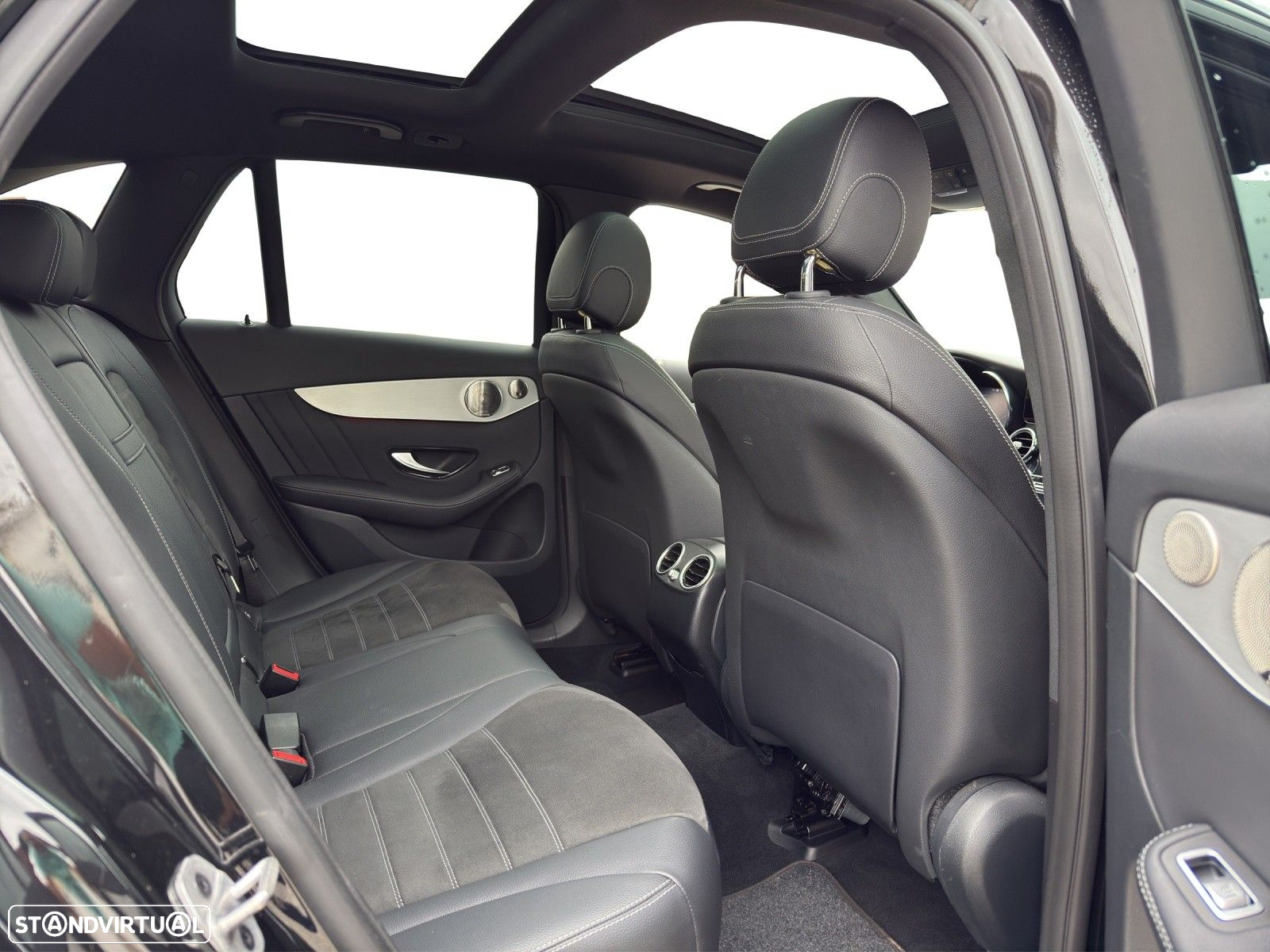 Mercedes-Benz GLC 300 de 4Matic - 16