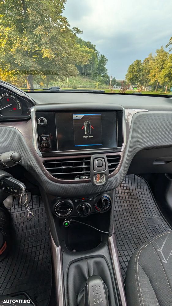 Peugeot 2008 PureTech 82 Active - 23