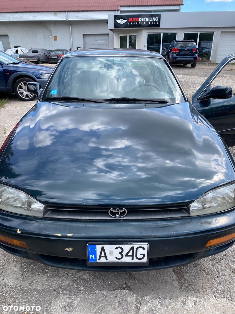 Toyota Camry 3.0 V6 LE - 1