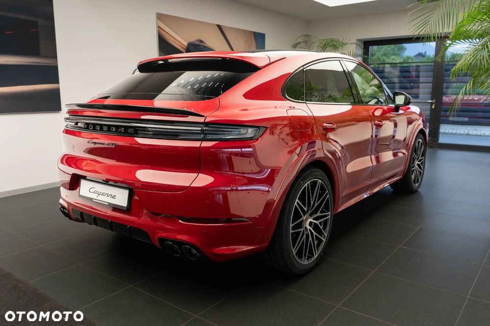Porsche Cayenne - 4
