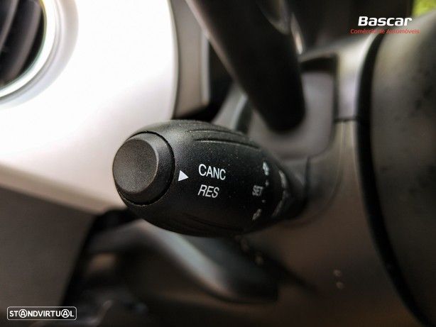 Fiat 500C 1.0 Hybrid Lounge - 30