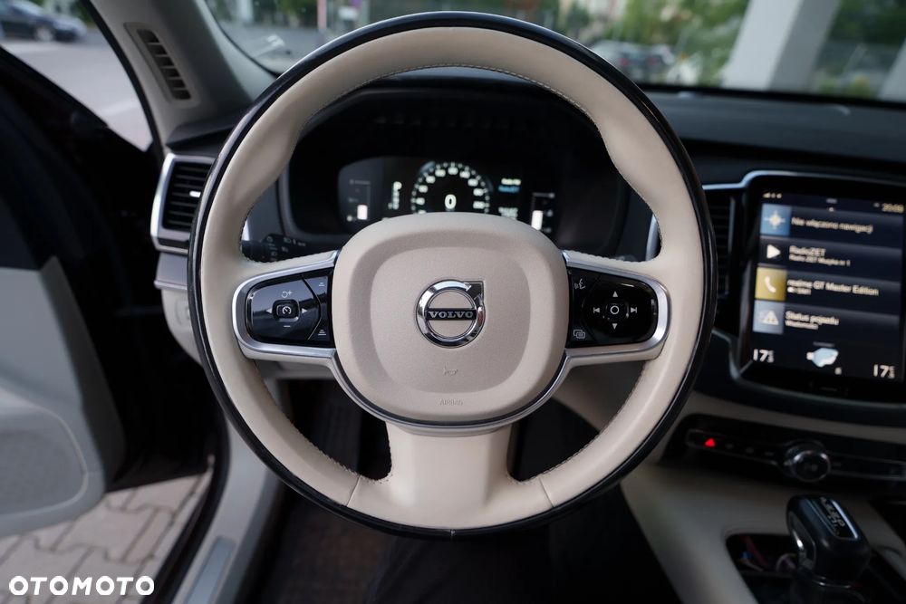 Volvo XC 90 D5 AWD Momentum - 14