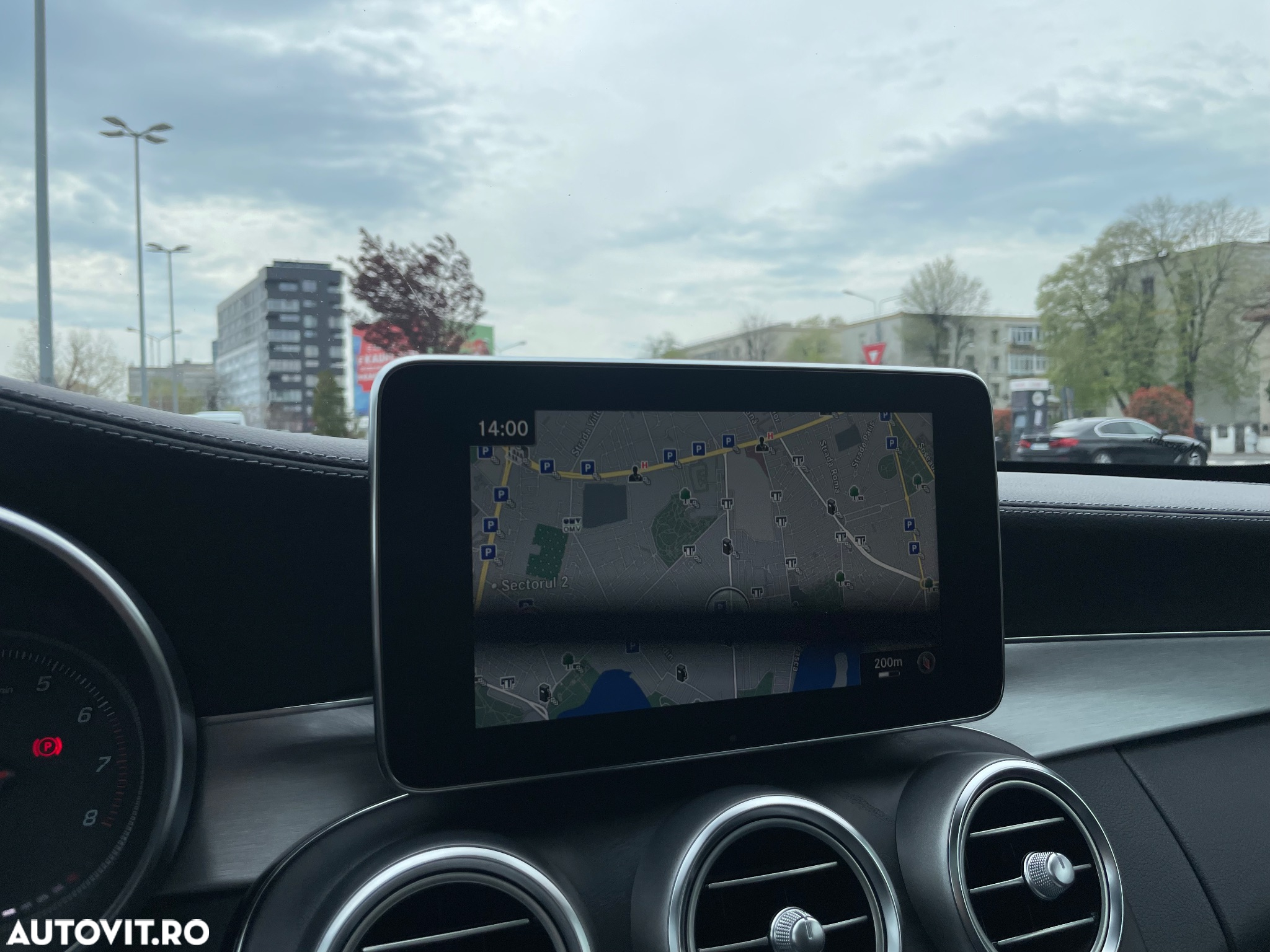 Mercedes-Benz C 200 Coupe 4Matic 9G-TRONIC AMG Line - 16