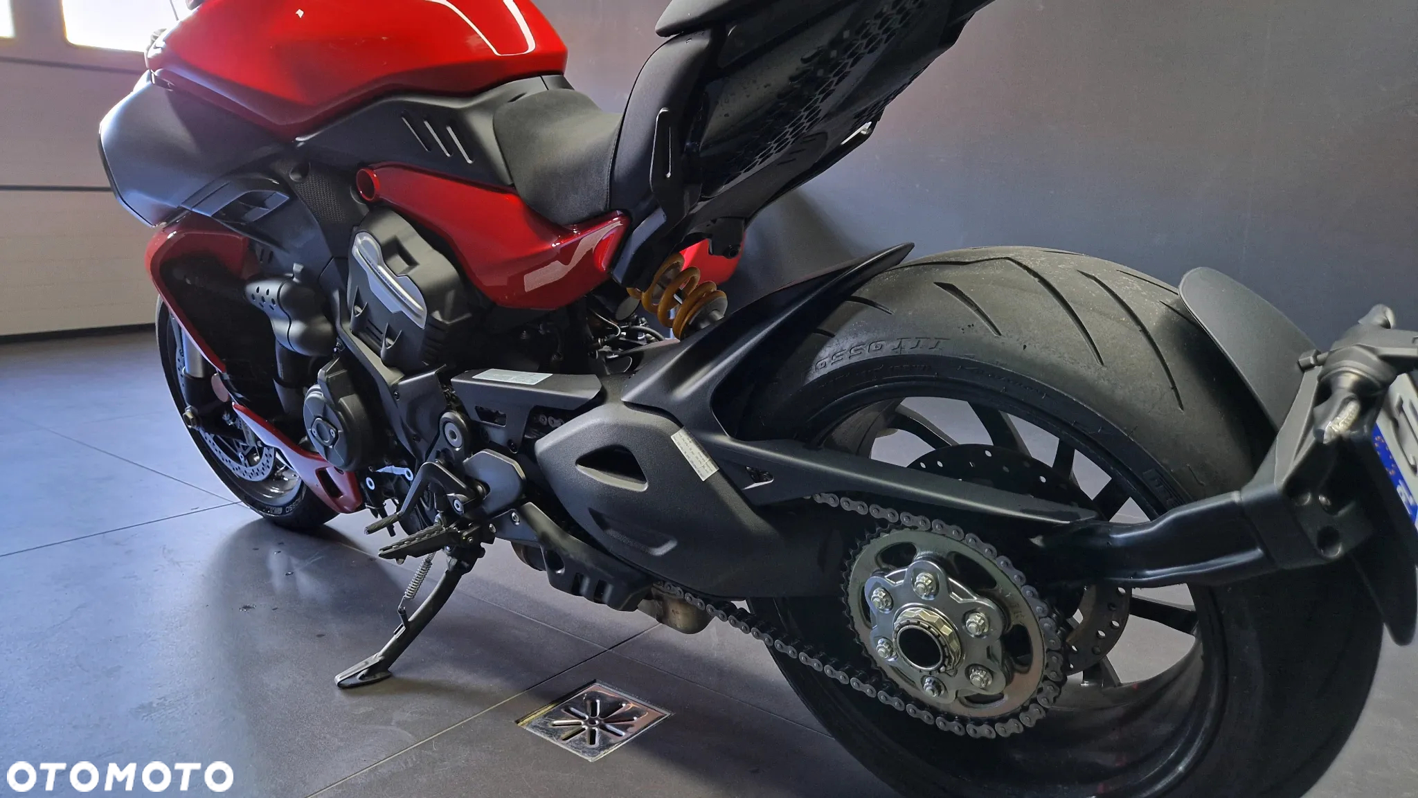 Ducati Diavel - 11