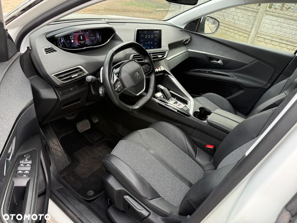 Peugeot 3008 BlueHDi 130 Stop & Start EAT8 Allure - 9