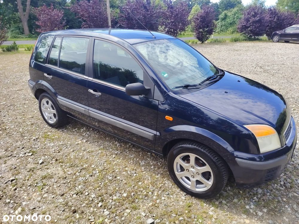 Ford Fusion 1.4 + - 2