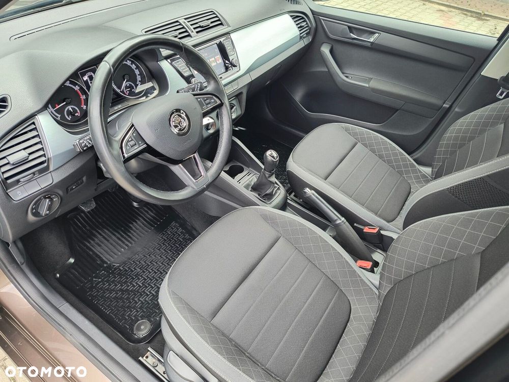 Skoda Fabia 1.0 TSI Ambition - 10