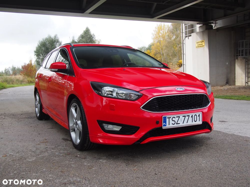 Ford Focus 1.0 EcoBoost ST-Line Red ASS - 4
