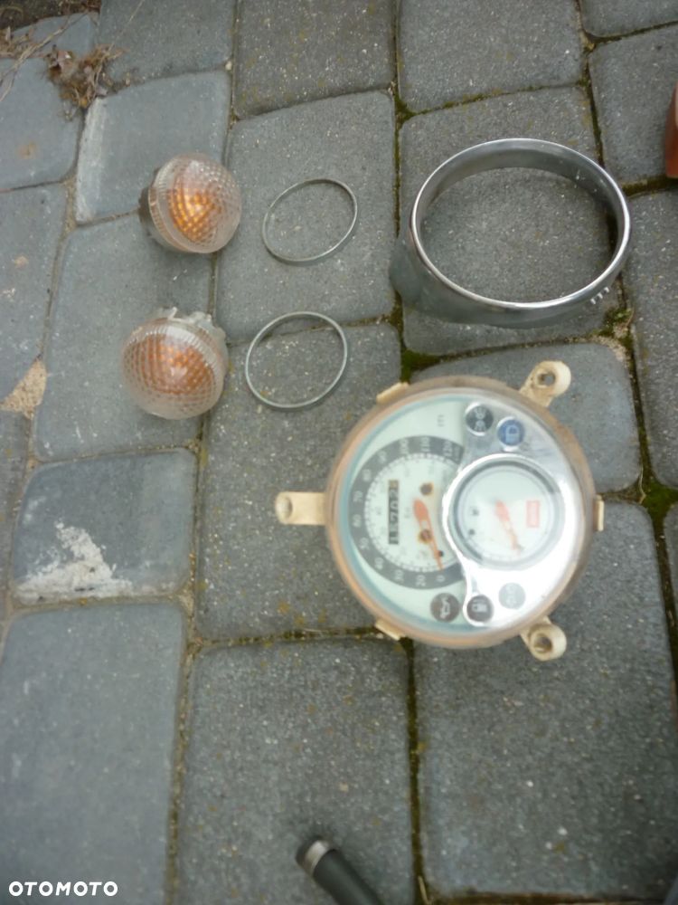 Owiewka widelec klosz osłona licznik felga Aprilia Habana 50 - 4