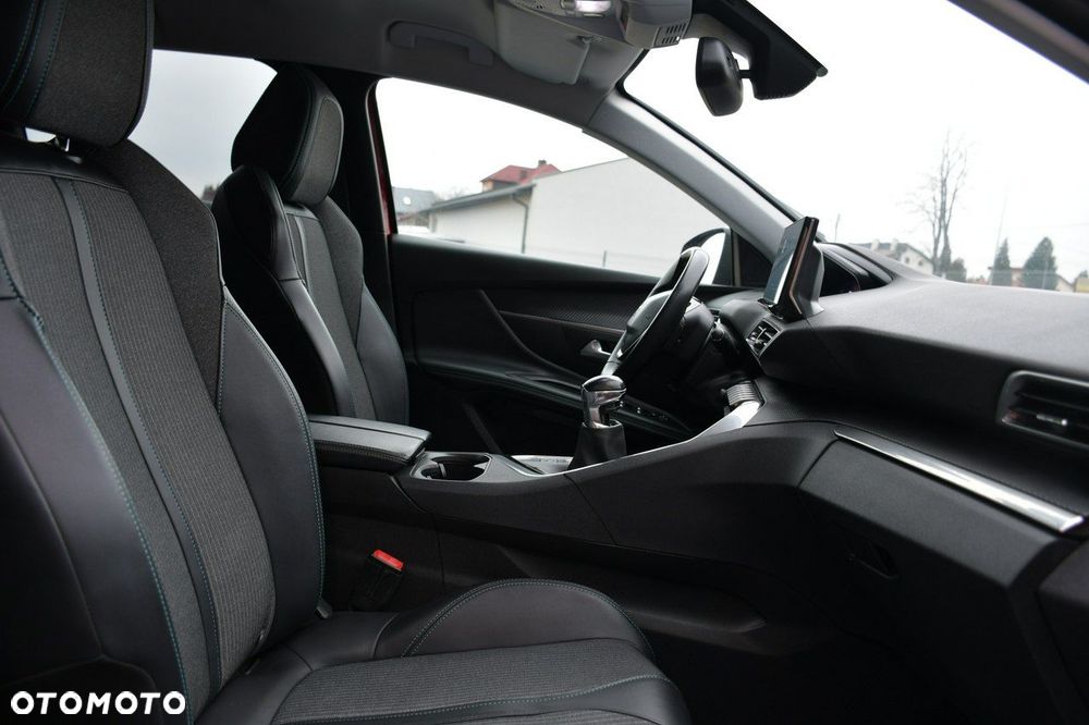 Peugeot 3008 1.2 PureTech Allure Pack S&S - 24