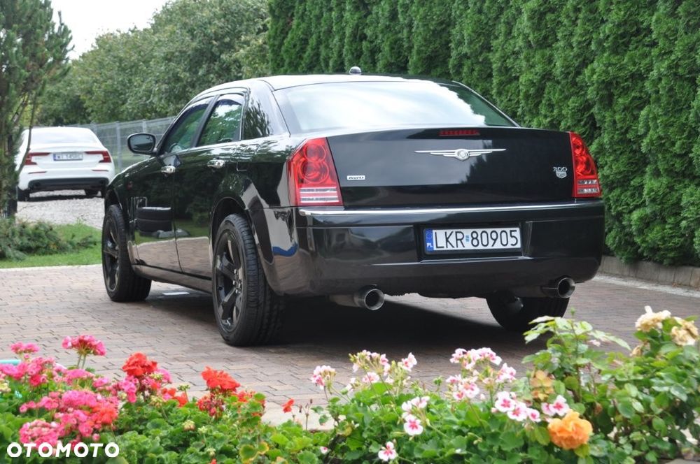 Chrysler 300C 5.7 V8 HEMI AWD Automatik - 25