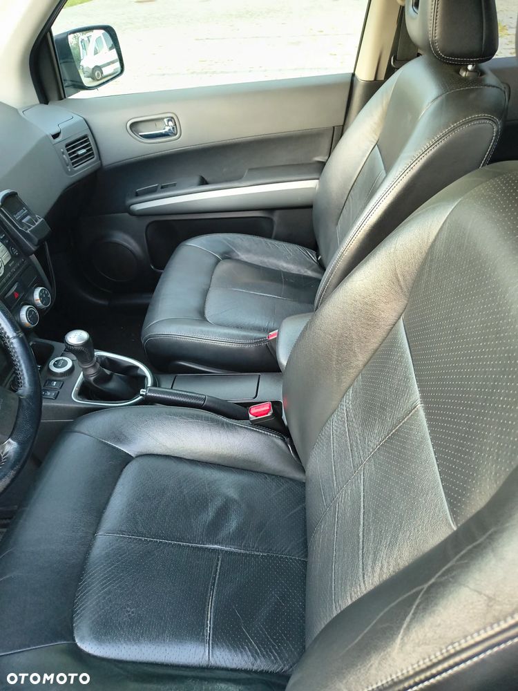 Nissan X-Trail 2.0 dCi LE - 17
