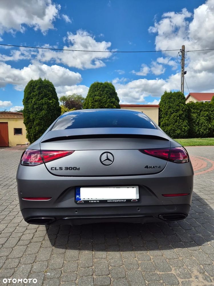 Mercedes-Benz CLS 300 d 4-Matic AMG - 2