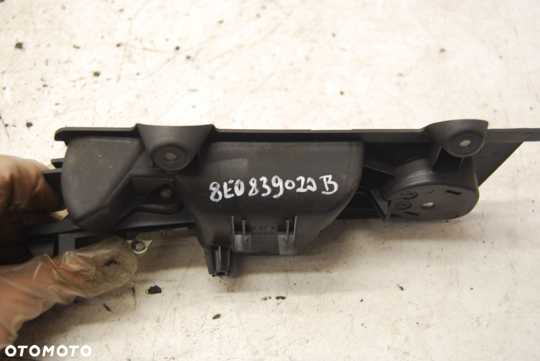 KLAMKA WEWNĘTRZNA PRAWY TYŁ AUDI A4 B7 SEDAN 8E0839020B - 3