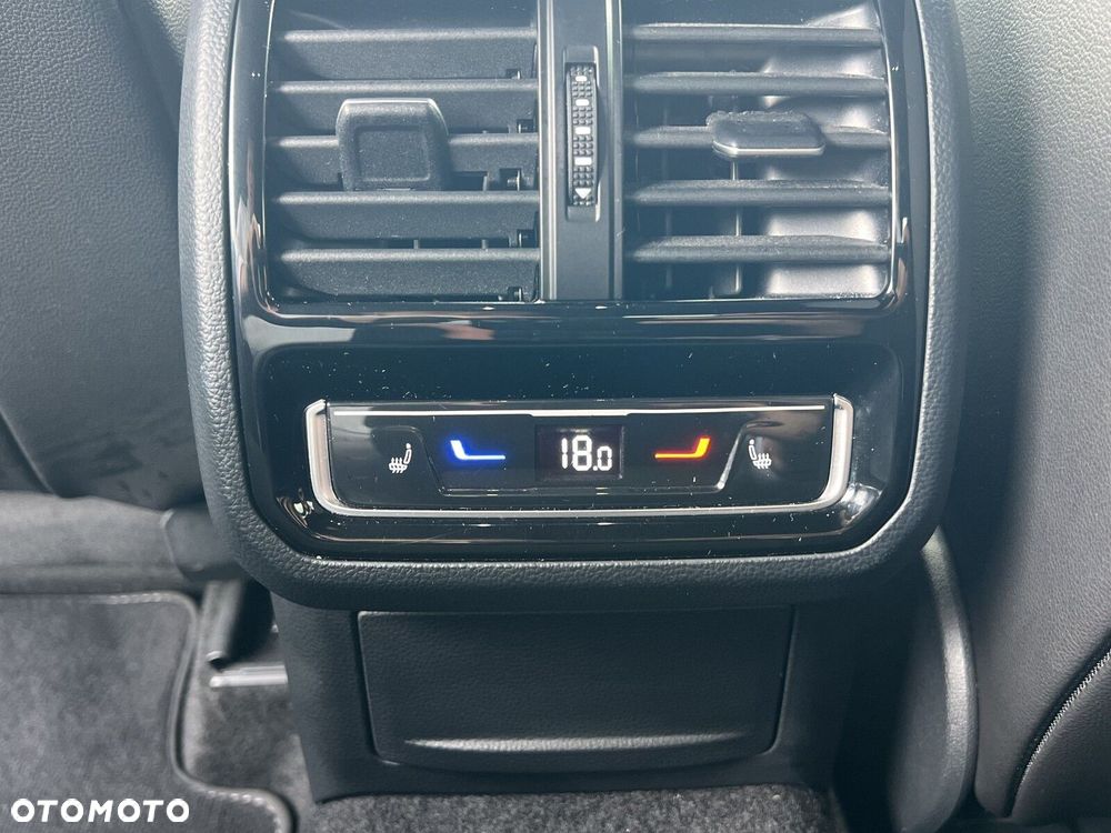 Volkswagen Arteon 2.0 TSI R-Line DSG - 26