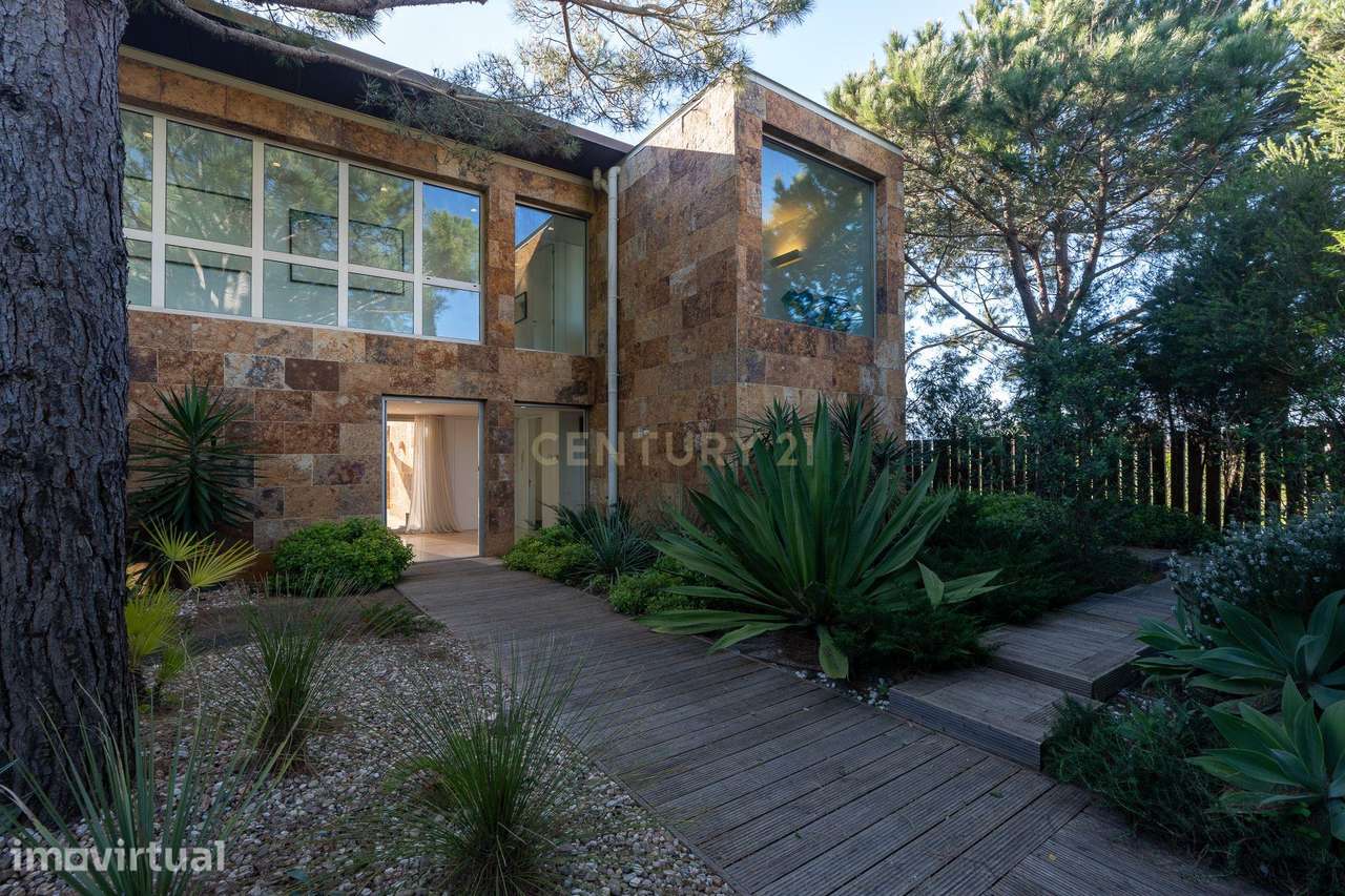 Moradia Exclusiva em Primeira Linha de Mar com Piscina Infinita / Trói - Grande imagem: 4/60