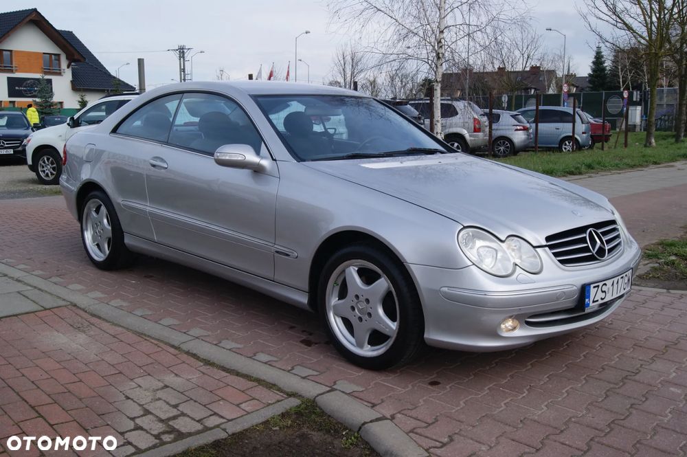 Mercedes-Benz CLK 240 Avantgarde - 3