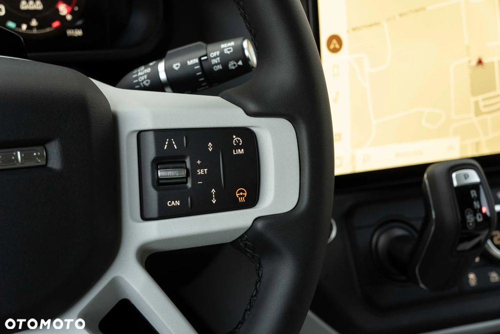Land Rover Defender 3.0 D250 mHEV S - 29