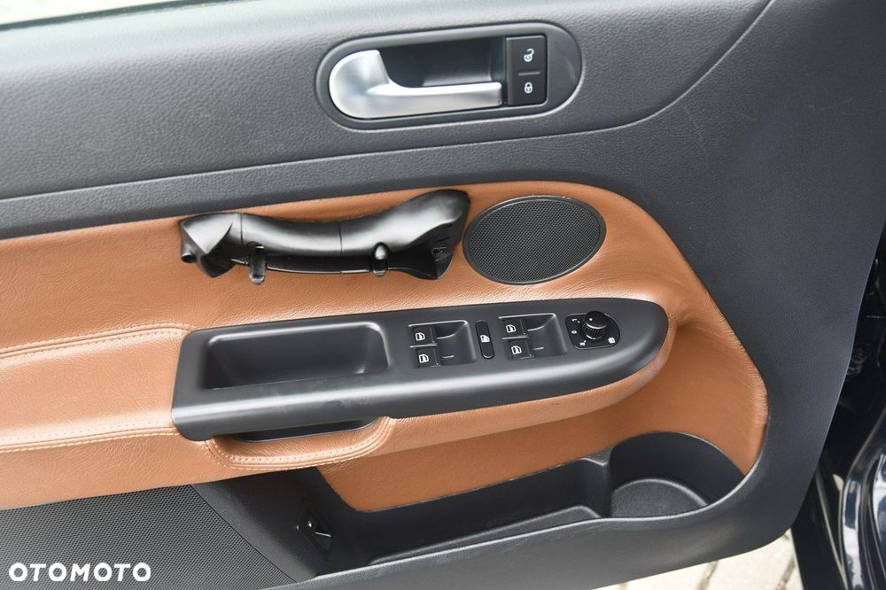 Volkswagen Golf Plus - 14