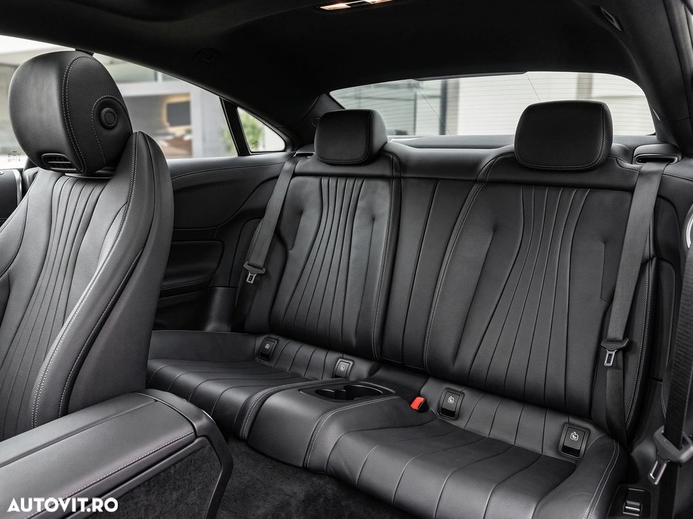 Mercedes-Benz E 200 MHEV - 19