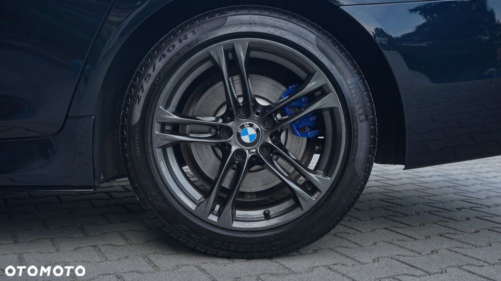BMW Seria 5 525d xDrive - 15